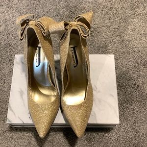 J.Renee Sparkling Gold Bow Heels